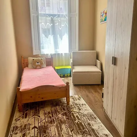 Apartment Ariana Eger